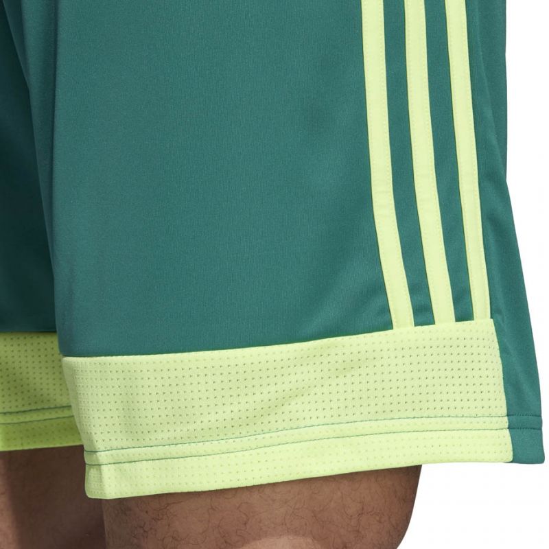 Spodenki adidas M Tastigo 19 Shorts DP3251 - obrazek 4